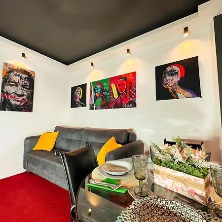 Apartament Courtyard Premium