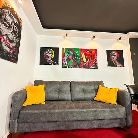 Courtyard Premium Apartament *