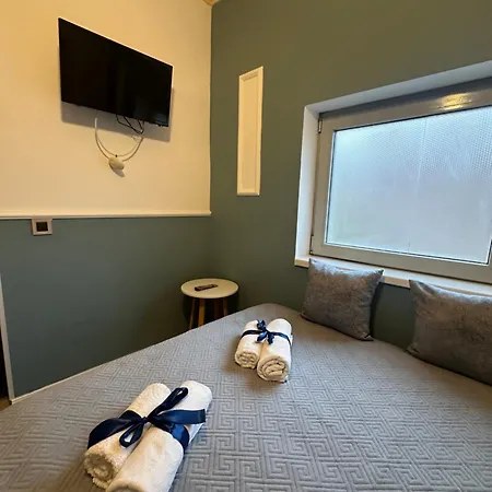 Courtyard Premium Apartment