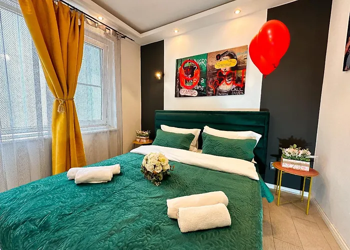 Courtyard Premium شقة