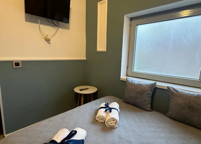 Courtyard Premium شقة